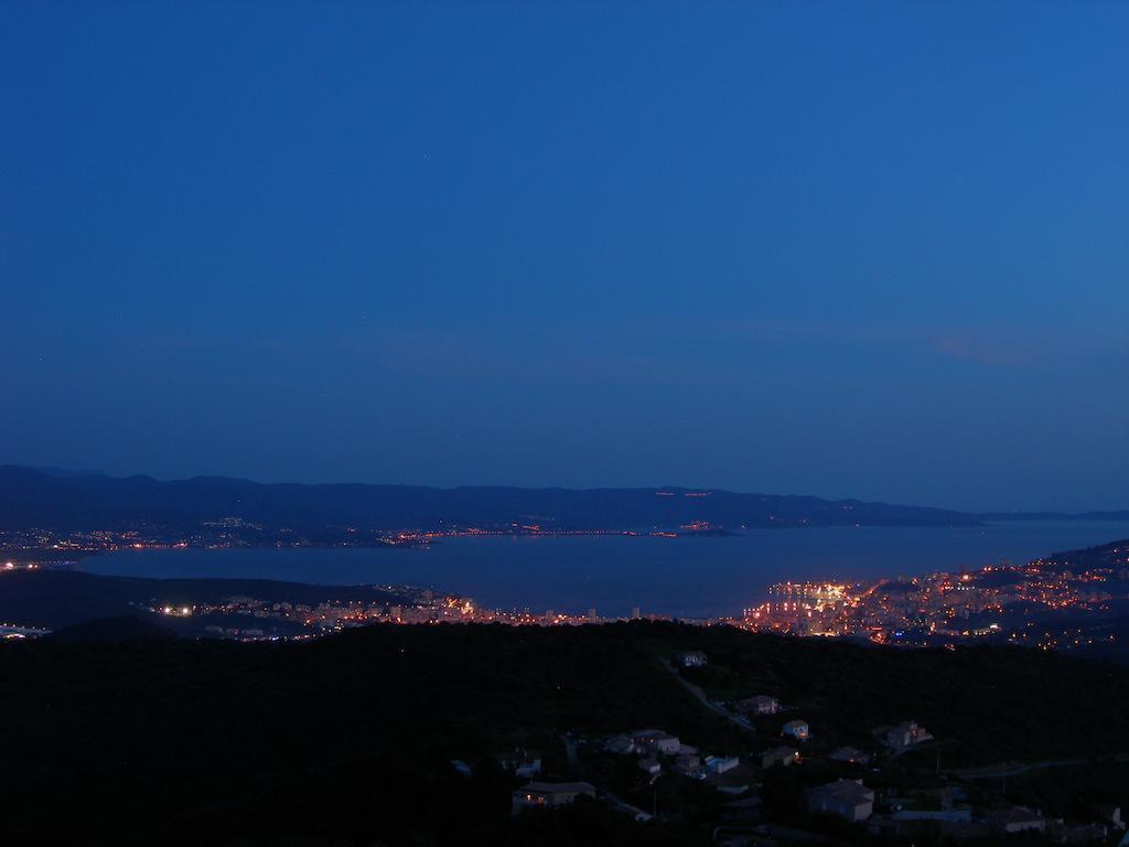 Gites Sassone, Vue Panoramique Sur Ajaccio Et La Mer Alata Szoba fotó