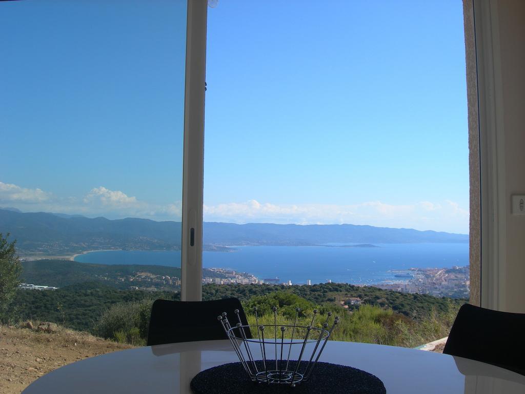 Gites Sassone, Vue Panoramique Sur Ajaccio Et La Mer Alata Szoba fotó
